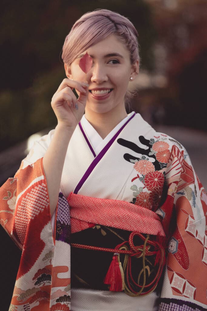 Seijin no hi furisode photo shoot Playing at yoyogi park